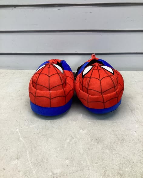 Spiderman Kids Plush Slipper Size 11/12