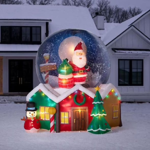 Member's Mark 9' Pre-Lit Snowglobe Airblown