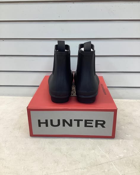 Hunter Women's Original Chelsea Boot Size 11