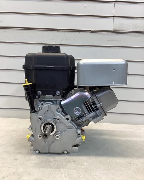 Briggs & Stratton 1150 Series Horizontal OHV Engine, 250cc, 1in. x 2 7/8in. Shaft