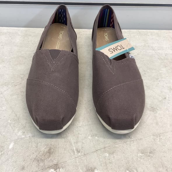 TOMS Women's Classic Canvas Shoe in Ash Size 10
