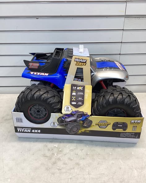 Motor Dayz 1:6 Scale 2WD Titan EPP Radio Control Car