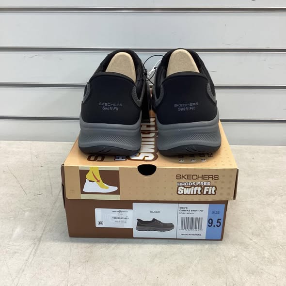 Skechers Men's Canvas Swift Fit Sneaker - Size 9.5