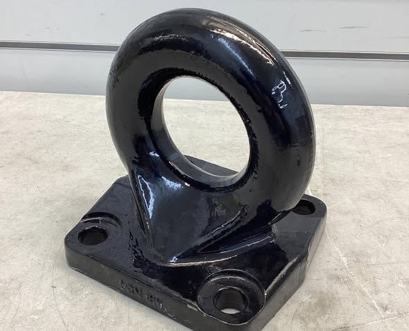 BUYERS PRODUCTS 3 in. I.D. Heavy-Duty Forged 4-Bolt Mount Drawbar Zinc Plated