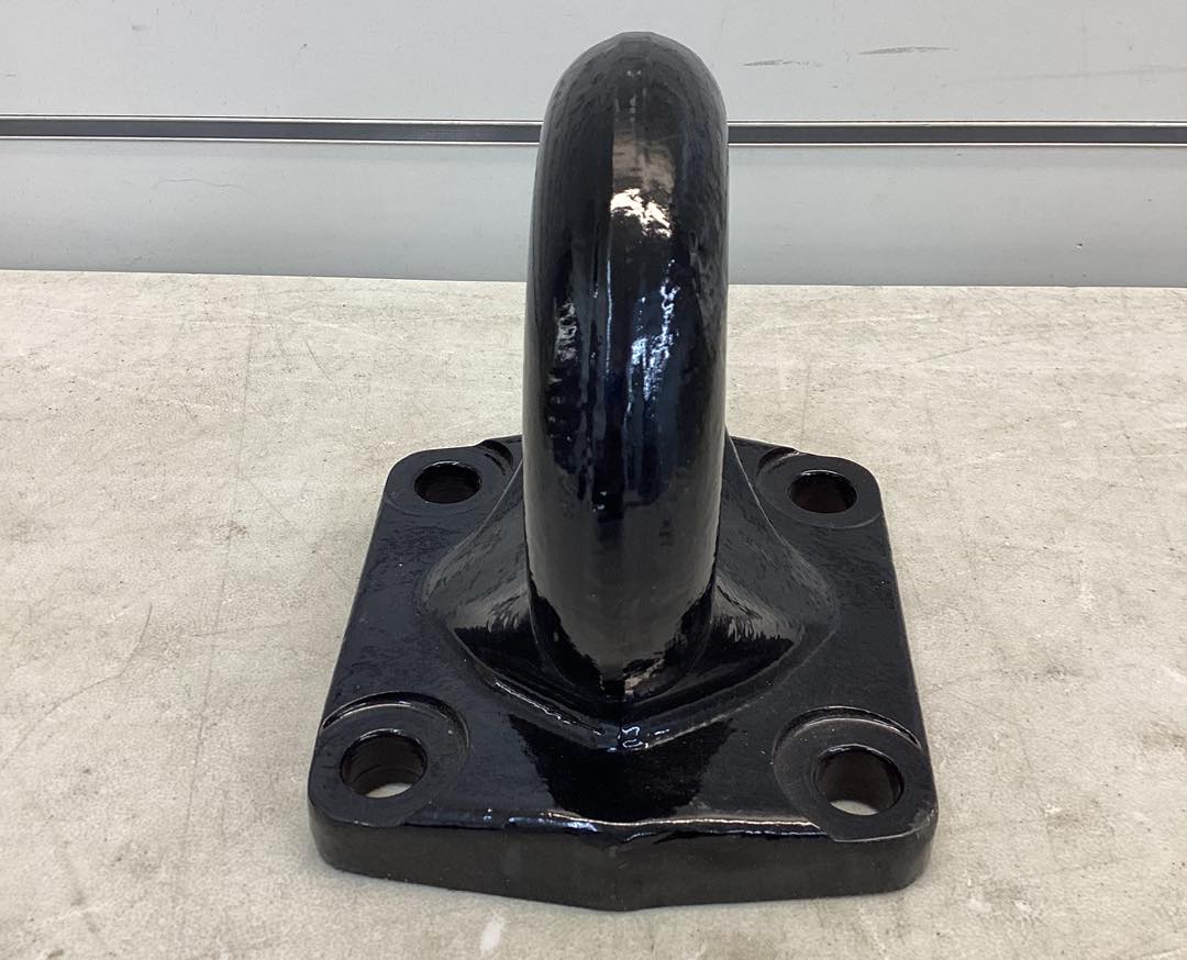 BUYERS PRODUCTS 3 in. I.D. Heavy-Duty Forged 4-Bolt Mount Drawbar Zinc Plated