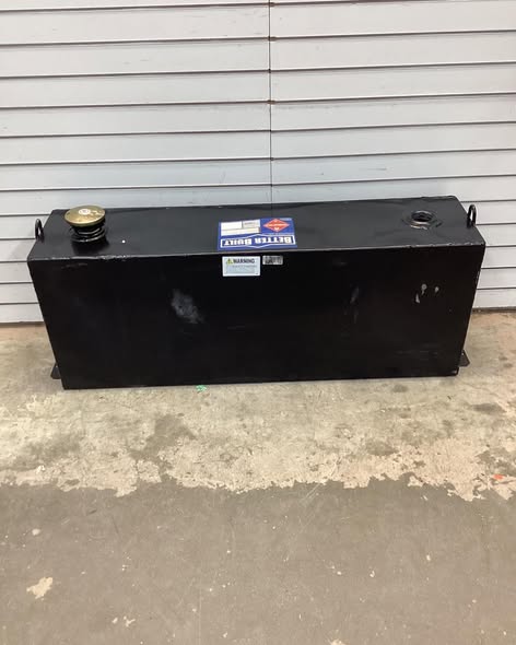 Better Built Steel Diesel Fuel Transfer Tank, 36-Gallon, Rectangular - Lightly Used