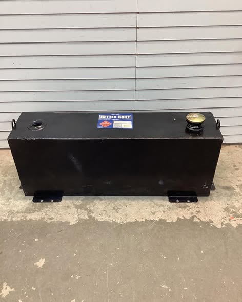 Better Built Steel Diesel Fuel Transfer Tank, 36-Gallon, Rectangular - Lightly Used