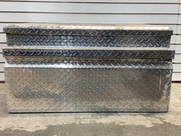 Tool Box - Aluminum Storage Chest Truck Box - Diamond Plate, 36 3/4in.L x 20 1/2in.W x 18 1/2in.H