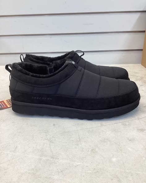 Skechers Men’s House Shoe size 12
