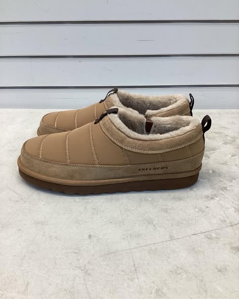 Skechers Men’s House Shoe size 10