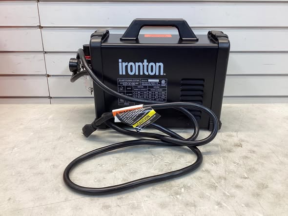 Ironton 120V Plasma Cutter, 20 Amp Power - Lightly Used