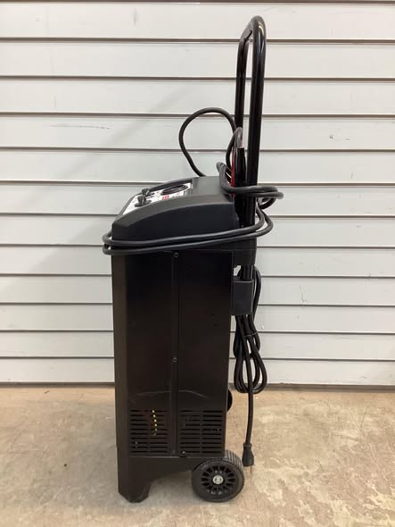 Schumacher Wheeled Manual Battery Charger/Engine Starter