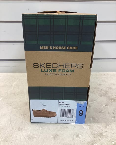 Skechers Men’s House Shoe size 9