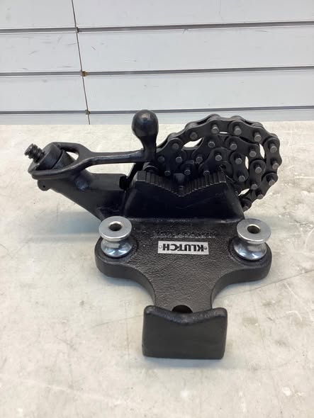 Klutch Pipe Chain Clamp Vise, 3in. Jaw Width
