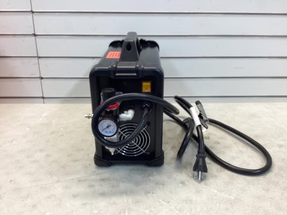 Ironton 120V Plasma Cutter, 20 Amp Power - Lightly Used