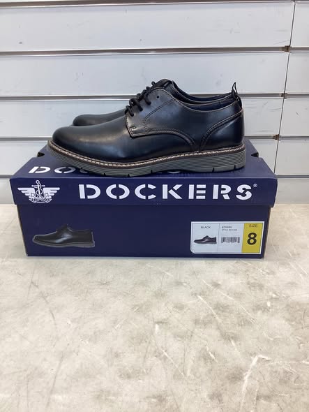 Dockers Men's Casual Dress Shoe size 8