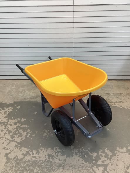 Wheelbarrow - True Temper 6-cu ft 2 Wheel Poly Push Wheelbarrow