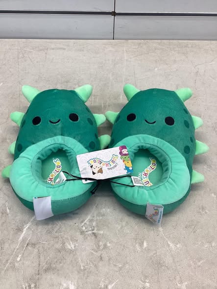 Squishmallows Kids Slipper size 13/1
