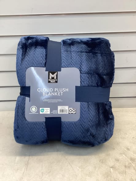 Member's Mark Oversized Cloud Touch Blanket