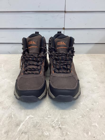 Eddie Bauer Men's Waterproof Outdoor Boot size 8.5