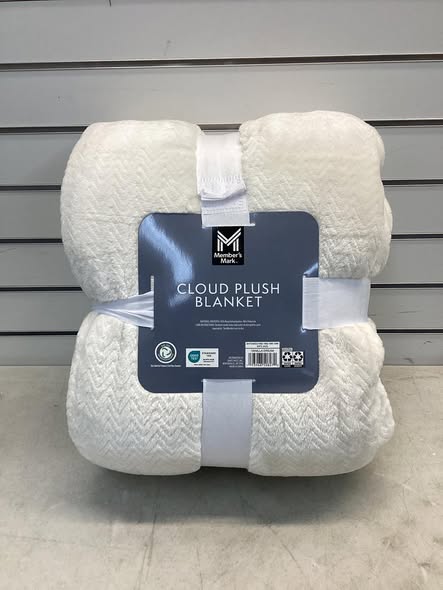 Member's Mark Oversized Cloud Touch Blanket