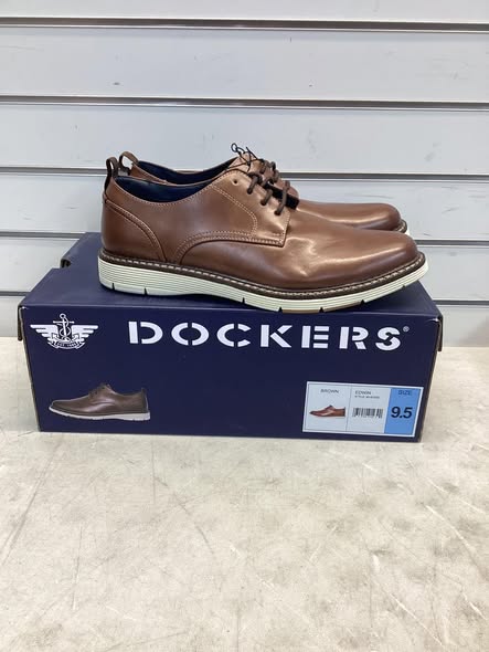 Dockers Men's Casual Dress Shoe size 9.5