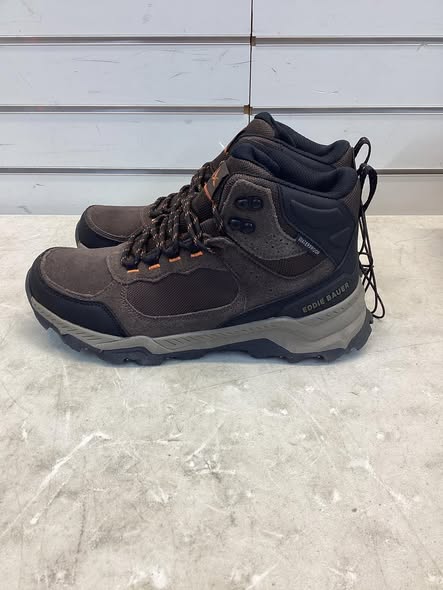 Eddie Bauer Men's Waterproof Outdoor Boot size 8.5