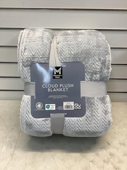 Member's Mark Oversized Cloud Touch Blanket
