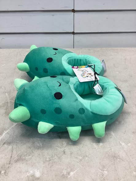 Squishmallows Kids Slipper size 13/1