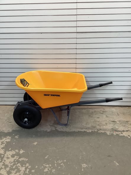 Wheelbarrow - True Temper 6-cu ft 2 Wheel Poly Push Wheelbarrow