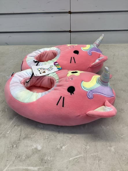 Squishmallows Kids Slipper size 6/7