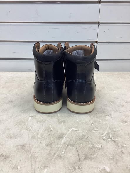 Steve Madden Men's Casual Boot size 9