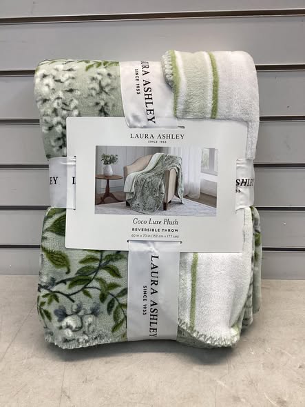 Blanket - Laura Ashley Coco Plush Reversible Throw, 60" x 70"