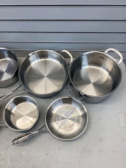 Henckels 11-Piece Stainless Steel Tri-Ply Clad Cookware Set - Lightly Used