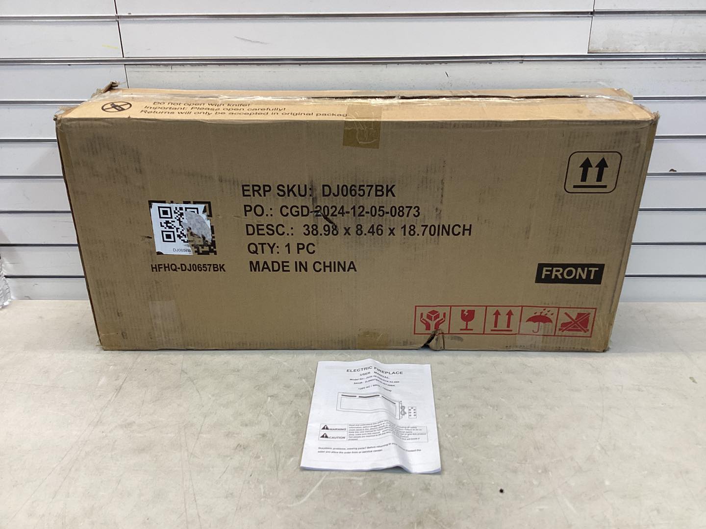 Costway 36" 5,000 BTU Electric Fireplace with LED Light Strips Remote Crystal Stones