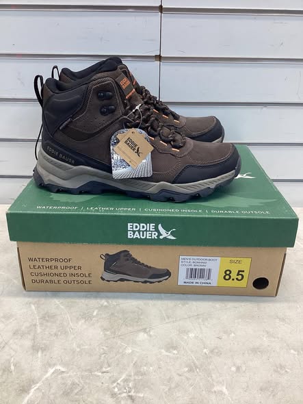 Eddie Bauer Men's Waterproof Outdoor Boot size 8.5
