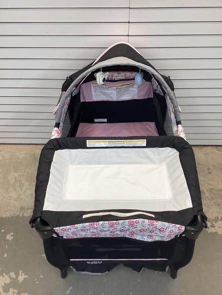 Baby Crib - BABY JOY 3 in 1 Pack and Play, Travel Baby Crib Bassinet Bed with Bassinet