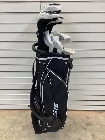 Costway 9 PCS Men's Complete Golf Club Set Right Handed