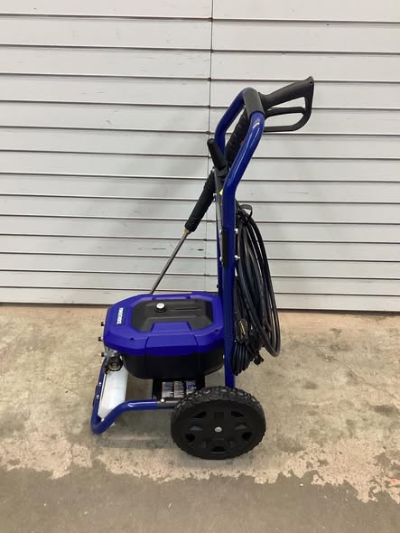 Powerhorse Electric Cold Water Pressure Washer, 2300 PSI, 1.6 GPM - Lightly Used