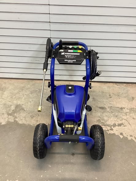 Pressure Washer - Powerhorse Electric Cold Water Pressure Washer, 3000 PSI, 2 GPM Lightly Used