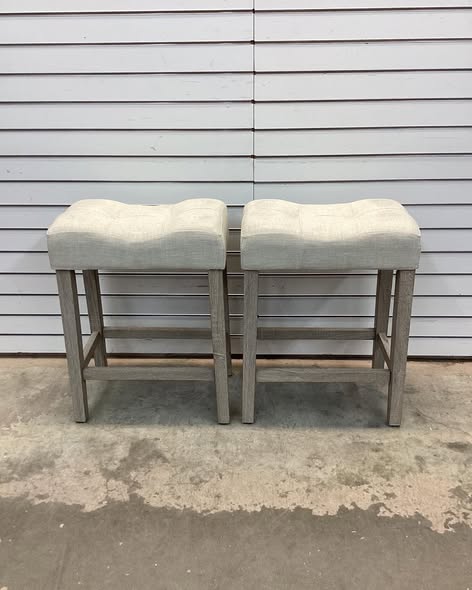 Costway Counter Height Bar Stools Set of 2 with Rubber Wood Legs Footrest Modern for Home Beige