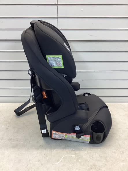 Graco Tranzitions 3-in-1 Harness Booster Car Seat