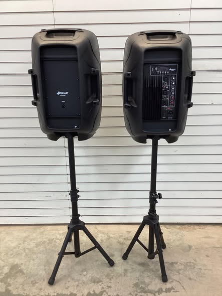 Costway Dual 12 in 2 way 2000W Powered Speakers with Mic Speaker Stands Control Cables