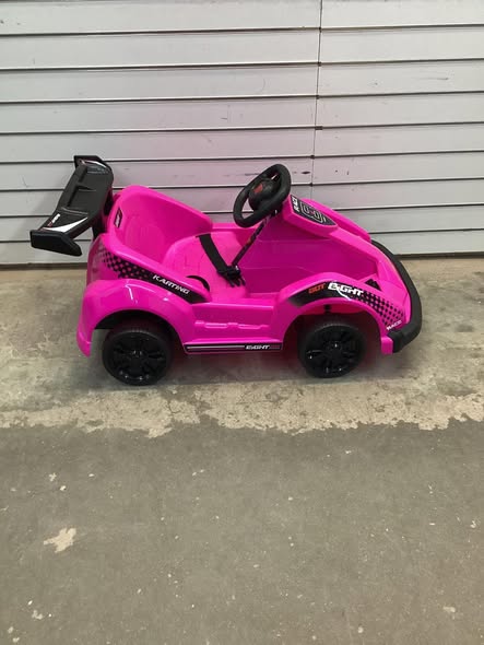 Costway 6V Kids Ride On Go Cart with Remote Control and Safety Belt