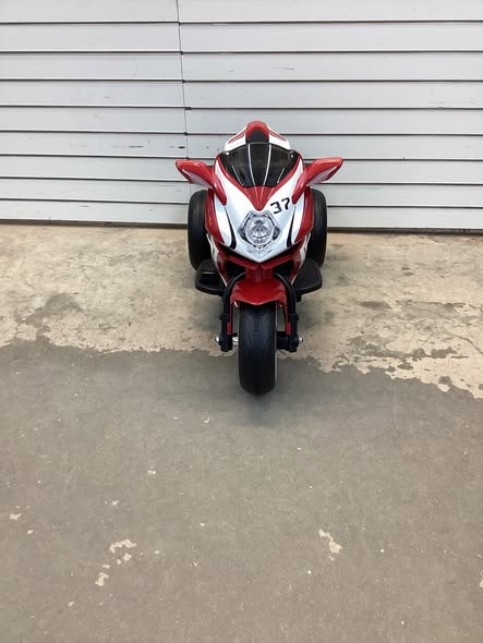 Costway Plastic Red 6-Volt Kids Electric Motorcycle
