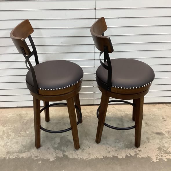 Set of 2 Swivel Counter Height Bar Stools