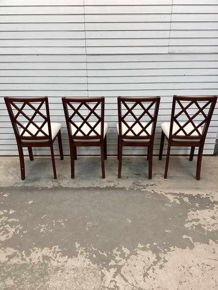 Costway Set of 4 Dining Chairs Wood Kitchen Side Chair with Inclined Backrest Cherry Brown