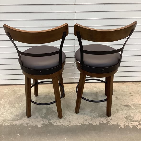Set of 2 Swivel Counter Height Bar Stools
