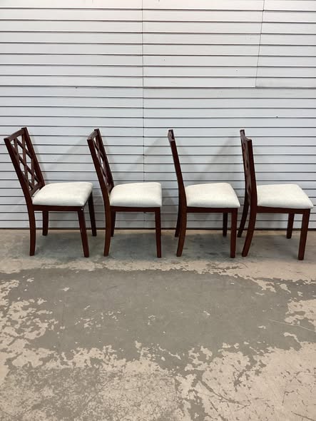 Costway Set of 4 Dining Chairs Wood Kitchen Side Chair with Inclined Backrest Cherry Brown