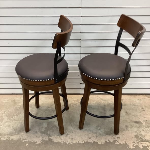 Set of 2 Swivel Counter Height Bar Stools